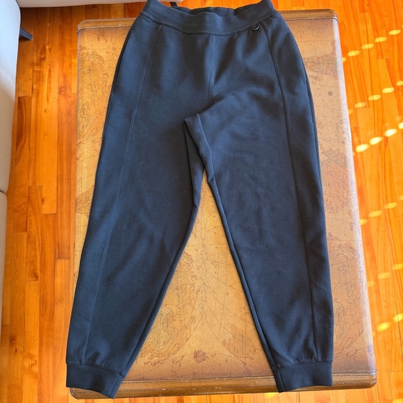 Nike Dri-FIT 24.7 Impossibly Soft joggers - Picture 3 of 11